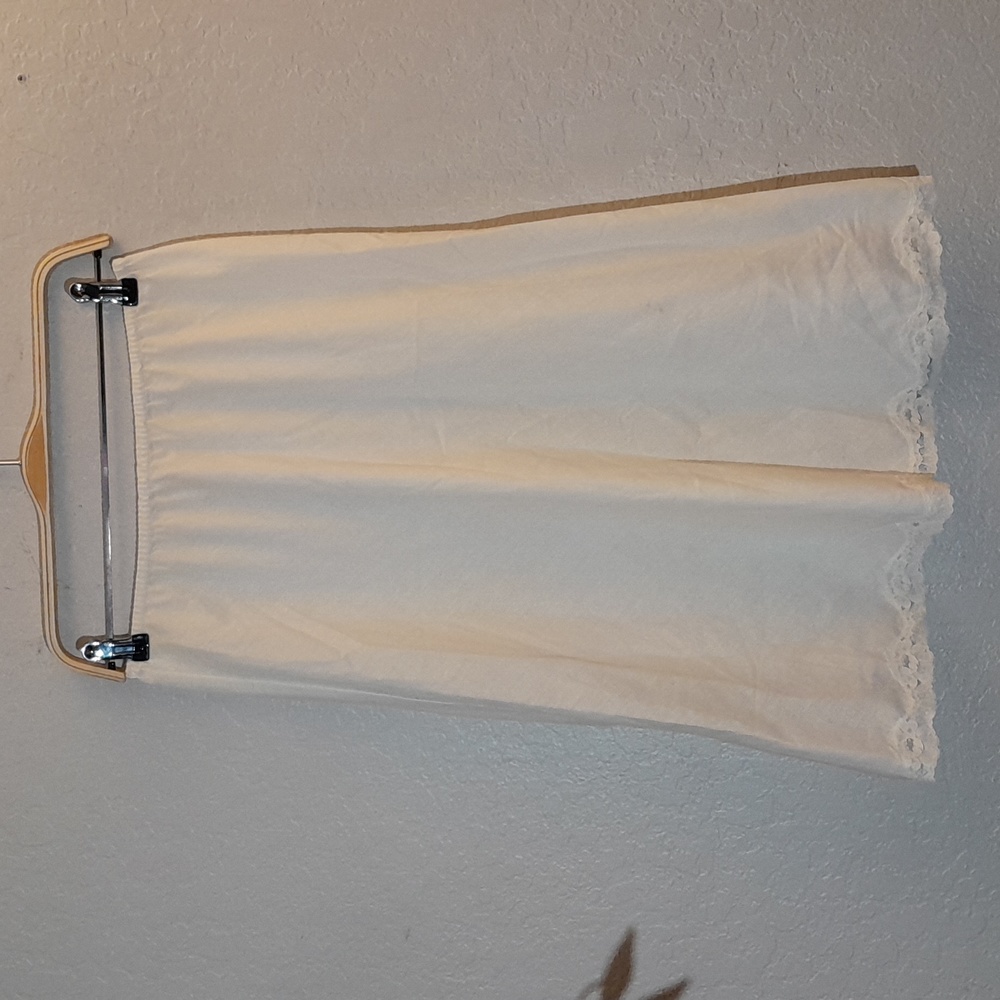 Vintage BARBIZON Crepe Remarque Slip Lace Detail Medium